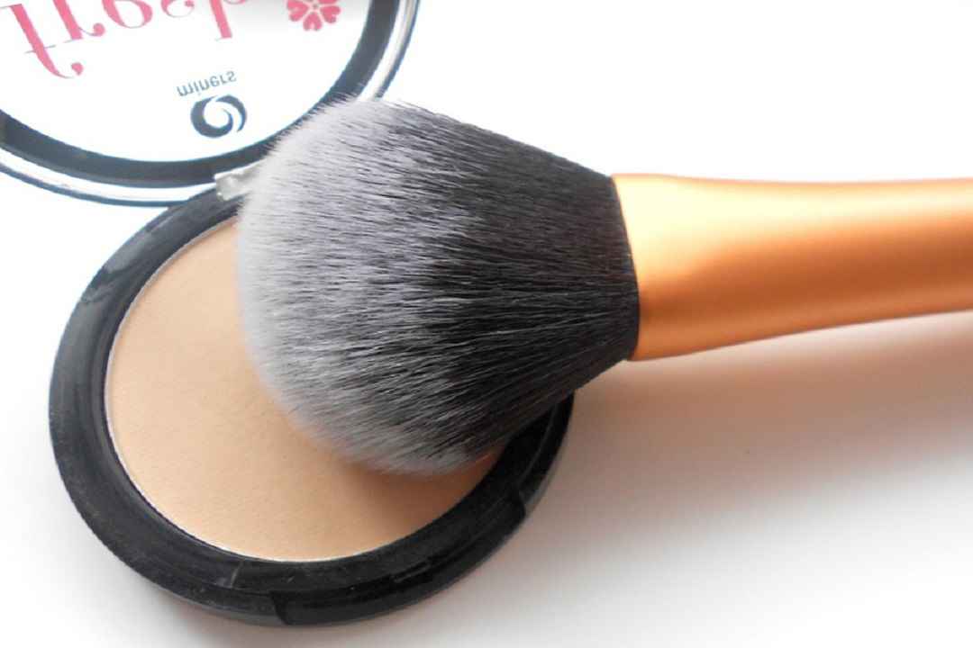 Cách sử dụng bộ cọ 12 cây – Powder Brush